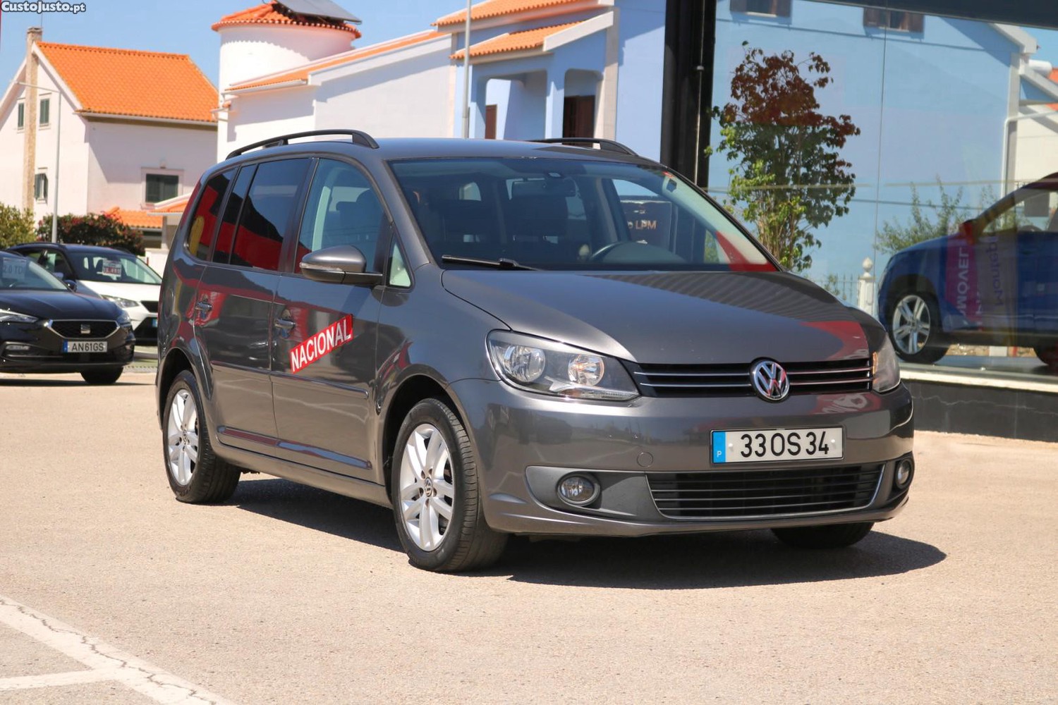 Volkswagen Touran 1.6 TDI BlueMotion Confortline 7L — fotografia 59