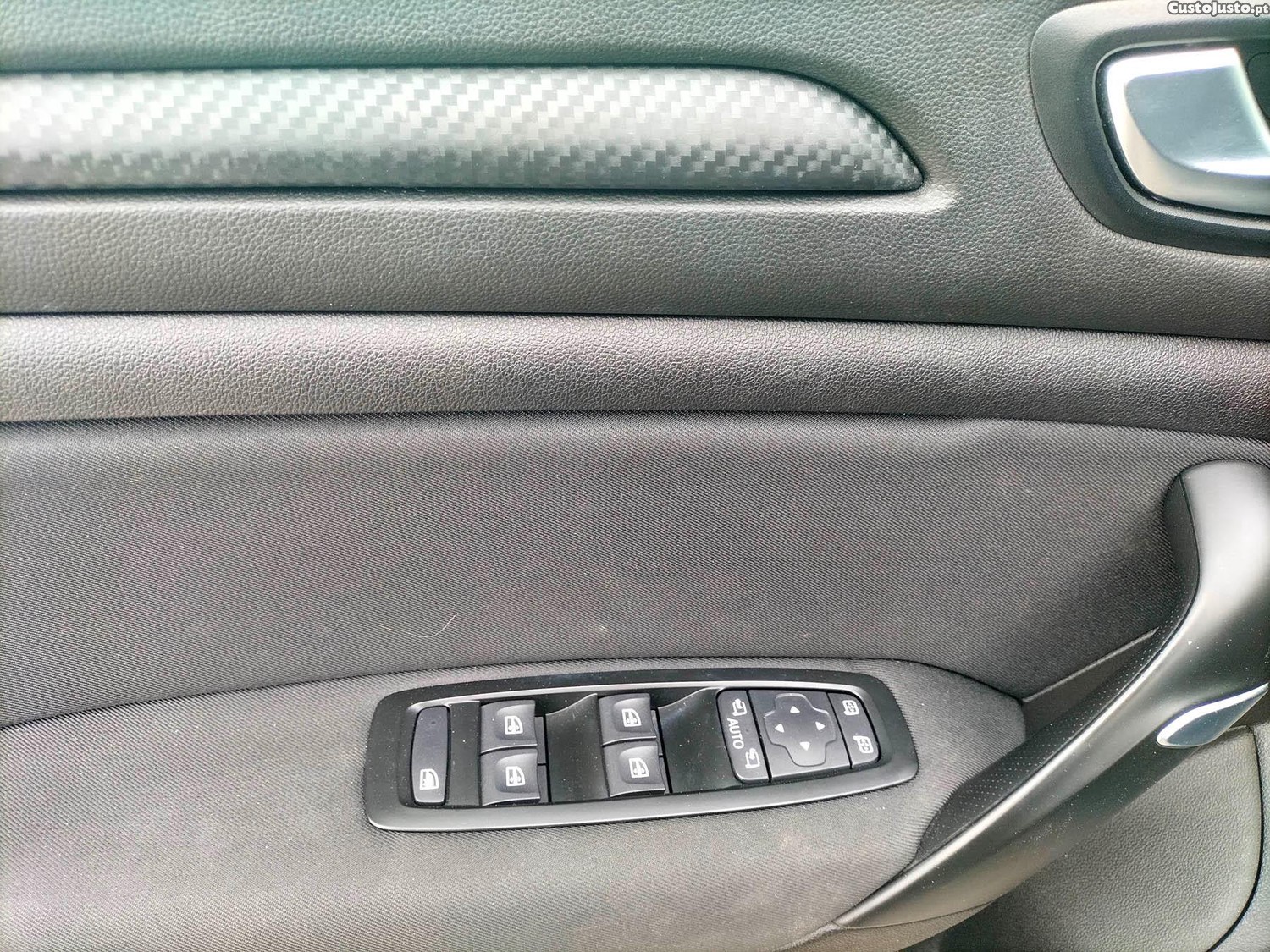 Renault Mégane IV 1.5DCI Blue 115cv — fotografia 3