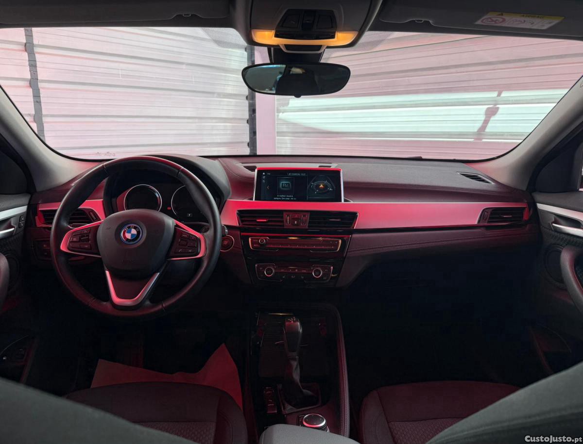 BMW X2 25 e xDrive — fotografia 2