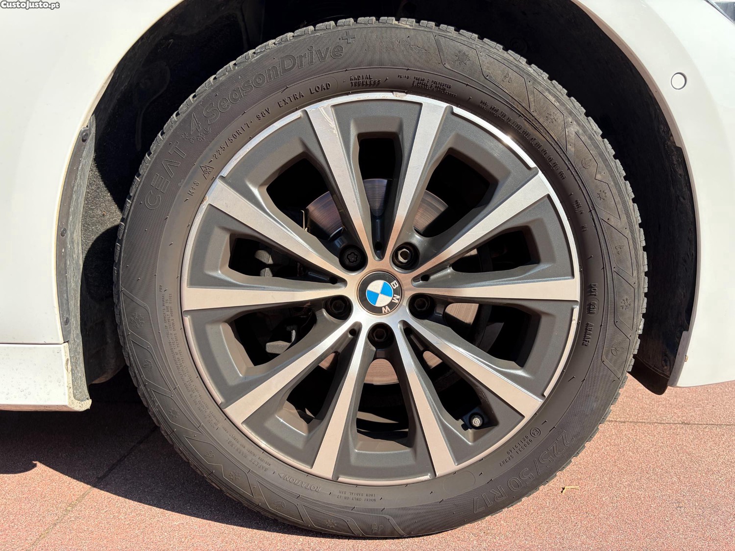 BMW 316 D Touring Line Sport Auto — fotografia 8