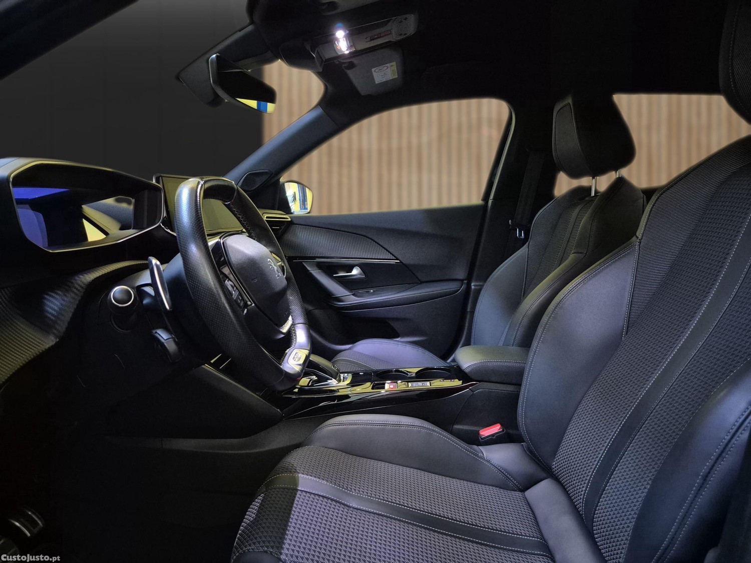 Peugeot 2008 Gt Line 1.5 HDI Aut — fotografia 10