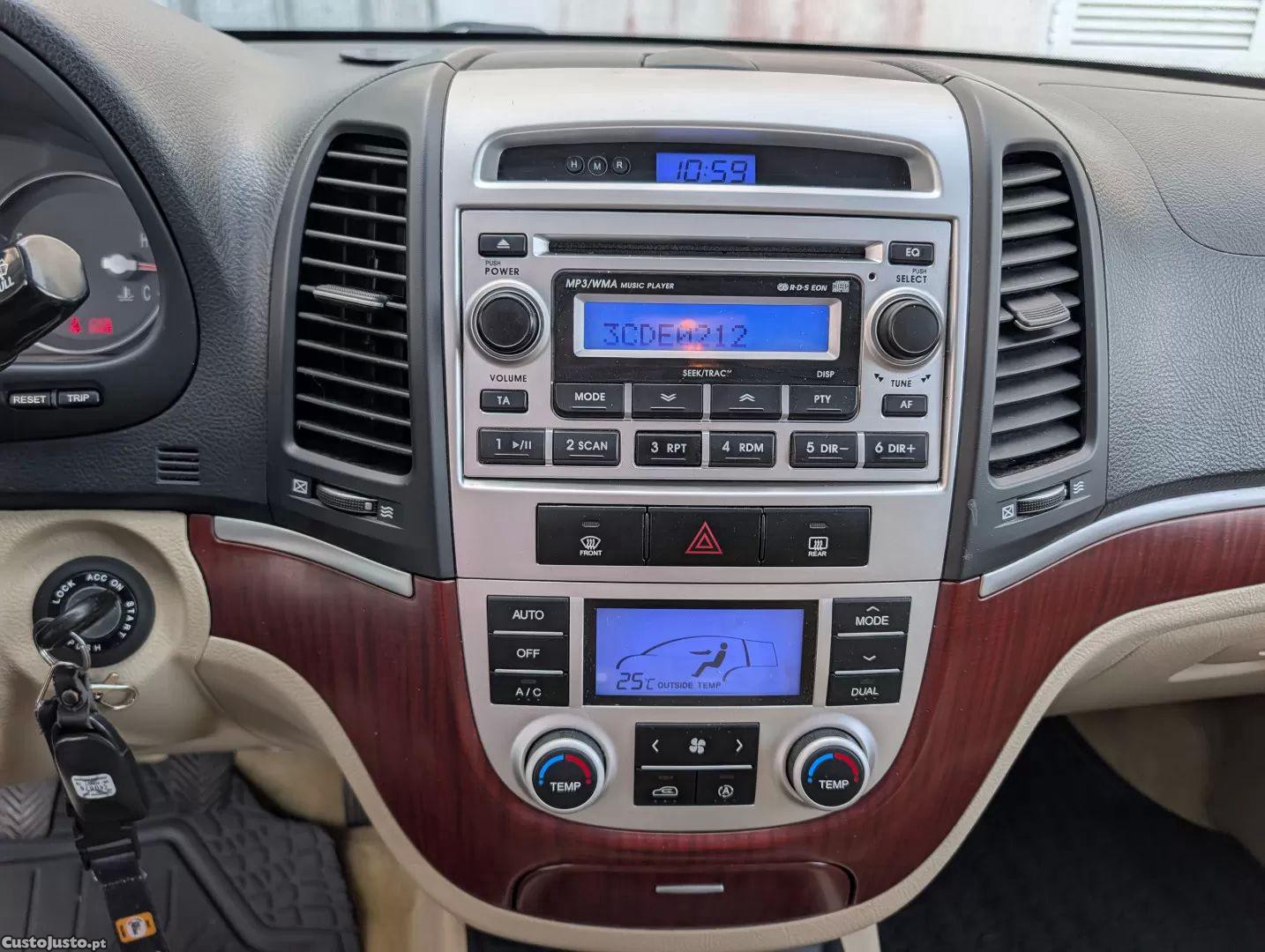 Hyundai Santa Fé 2.2 crdi 7wagon platinum — fotografia 6