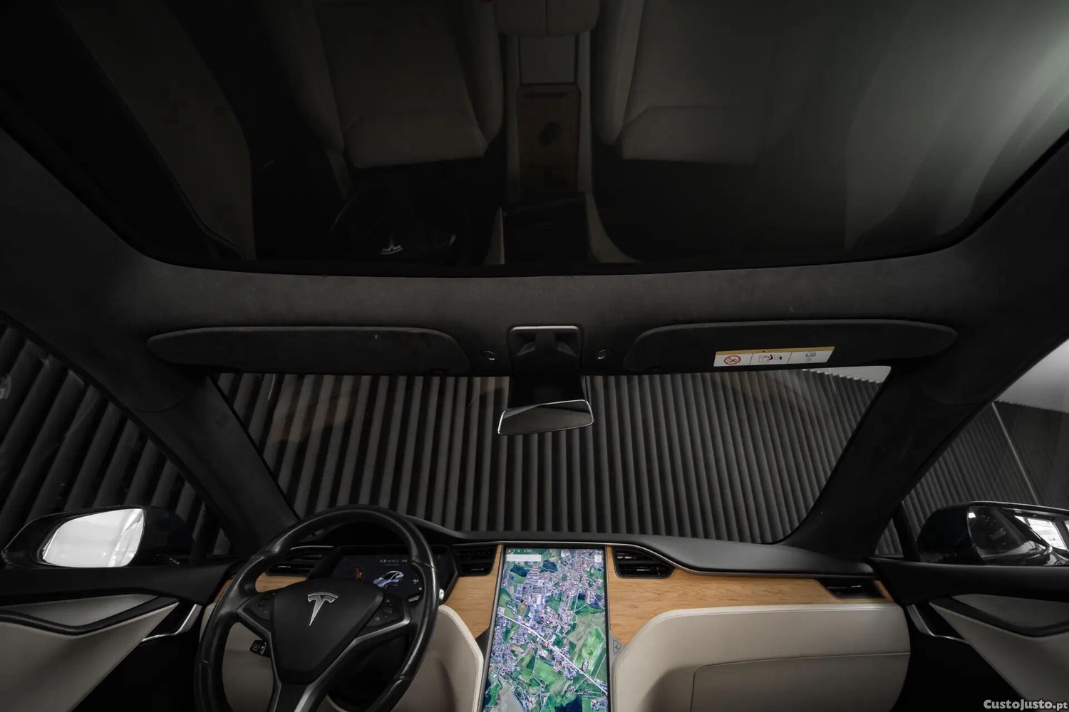 Tesla Model S Standard Range — fotografia 14
