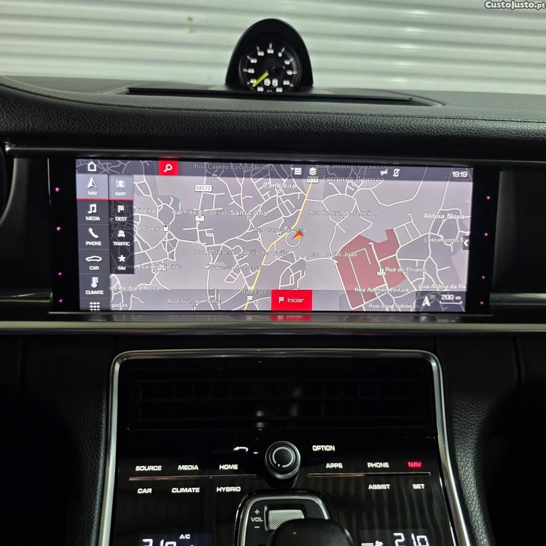 Porsche Panamera 4 E-Hybrid Platinum Edition — fotografia 9