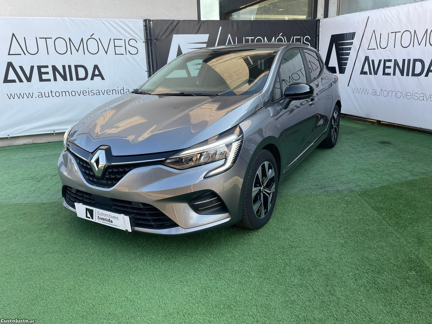 Renault Clio 1.0 TCe Evolution — fotografia 17