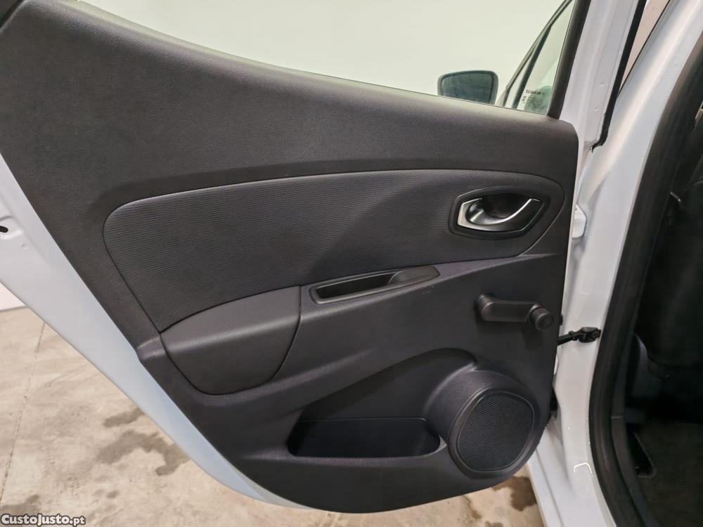 Renault Clio 1.5 dCi Limited — fotografia 5
