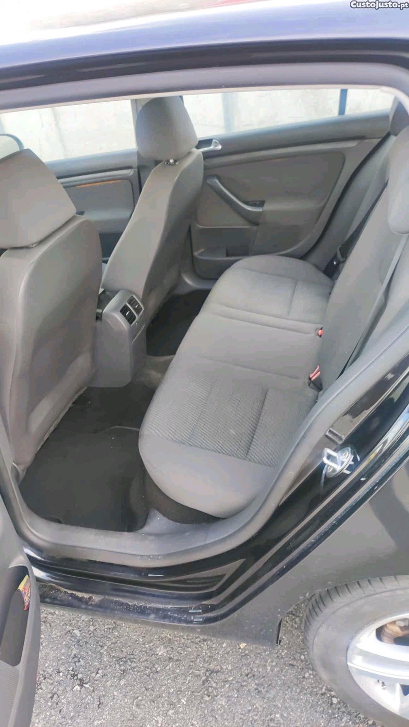 Volkswagen Golf 1.9 TDI — fotografia 6