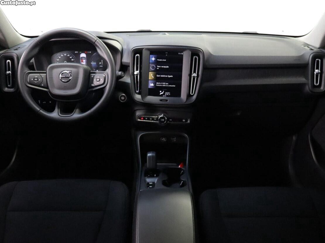 Volvo XC 40 1.5 T4 PHEV Essential — fotografia 14
