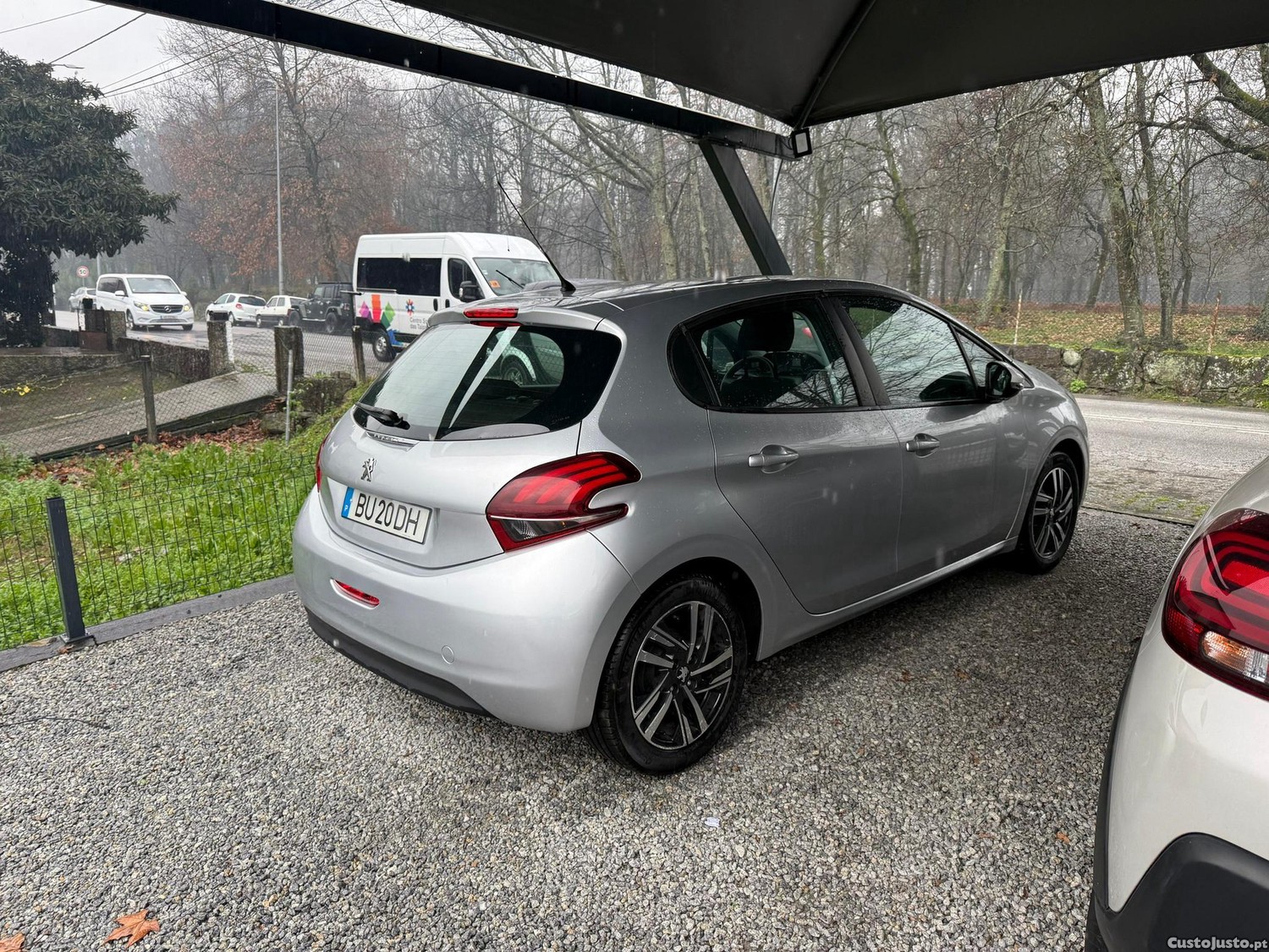 Peugeot 208 1.2 PureTech Active — fotografia 6