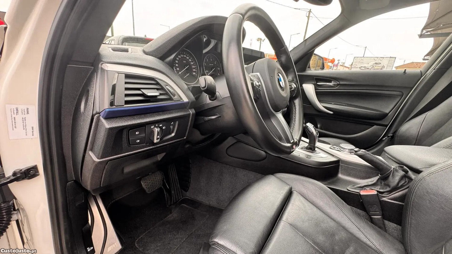 BMW 120 d Pack M Auto — fotografia 13
