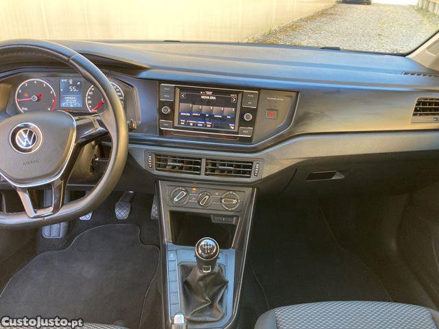 Volkswagen Polo 1.0 Confortline — fotografia 14