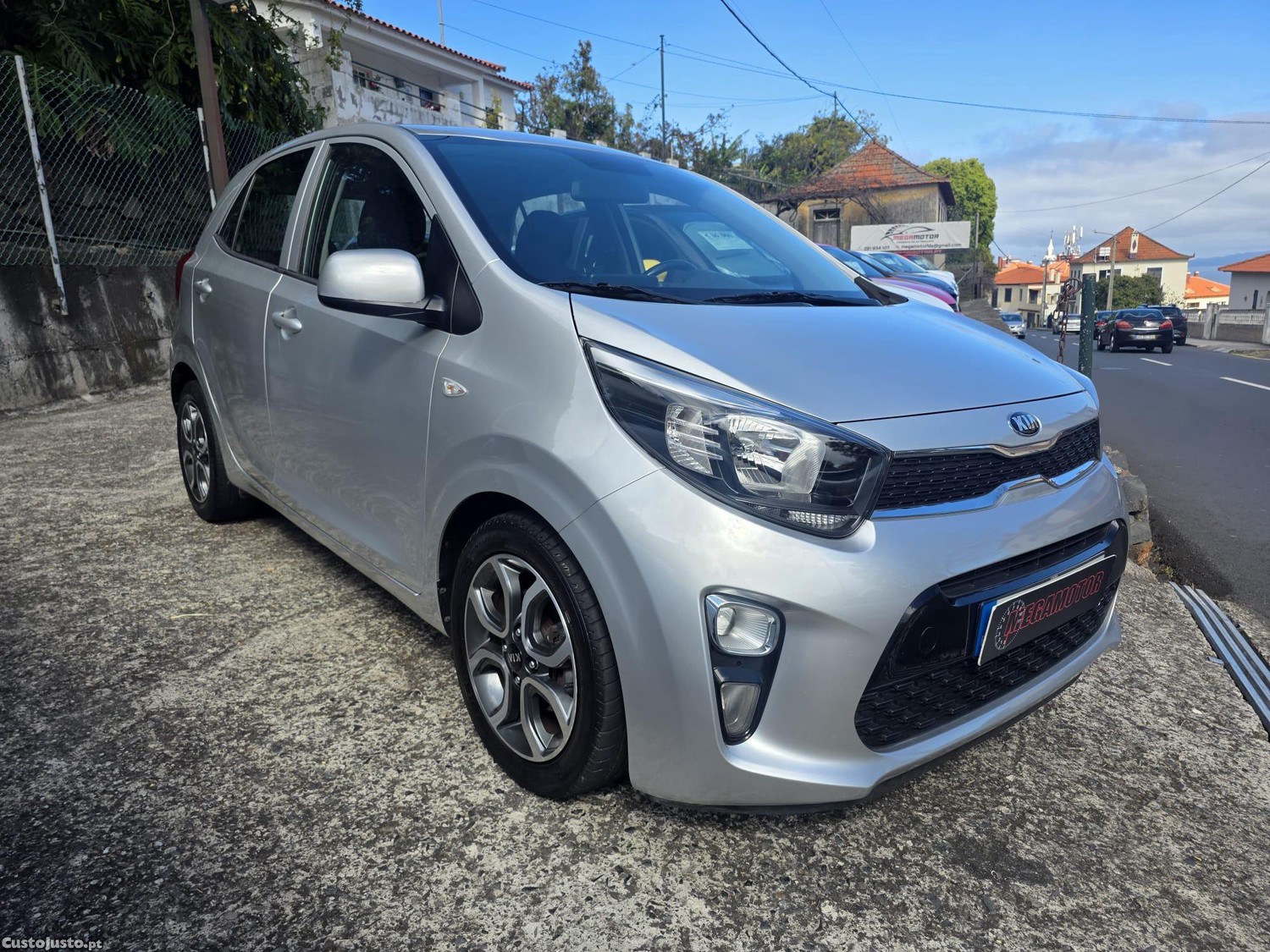 Kia Picanto 1.0 CVVT EX — fotografia 24