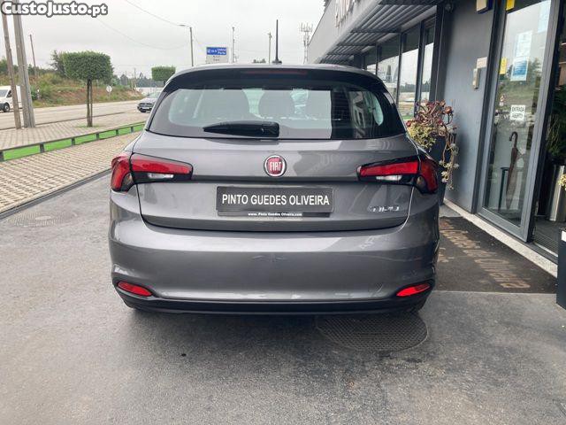 Fiat Tipo 1.3 MultiJet Life — fotografia 24