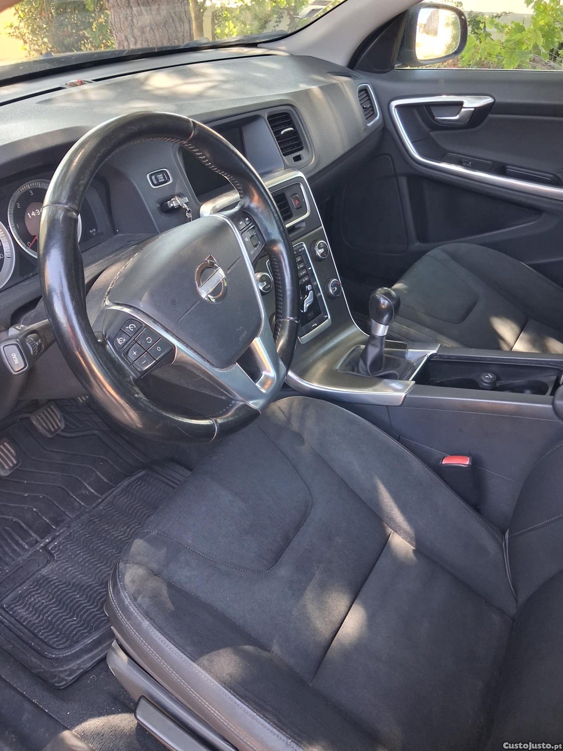 Volvo S60 Sedan — fotografia 2