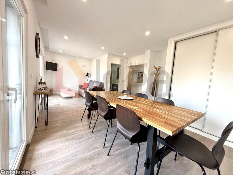 Apartamento T3 Com Ótima Localização - Torre Da...
