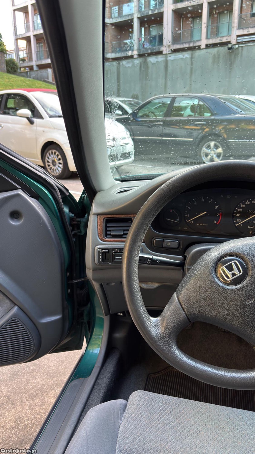 Honda Civic 1.4 Sedan — fotografia 4