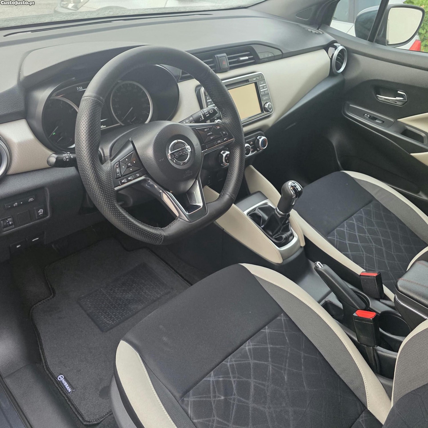 Nissan Micra 0.9 IG-T BOSE Limited Edition S/S — fotografia 21