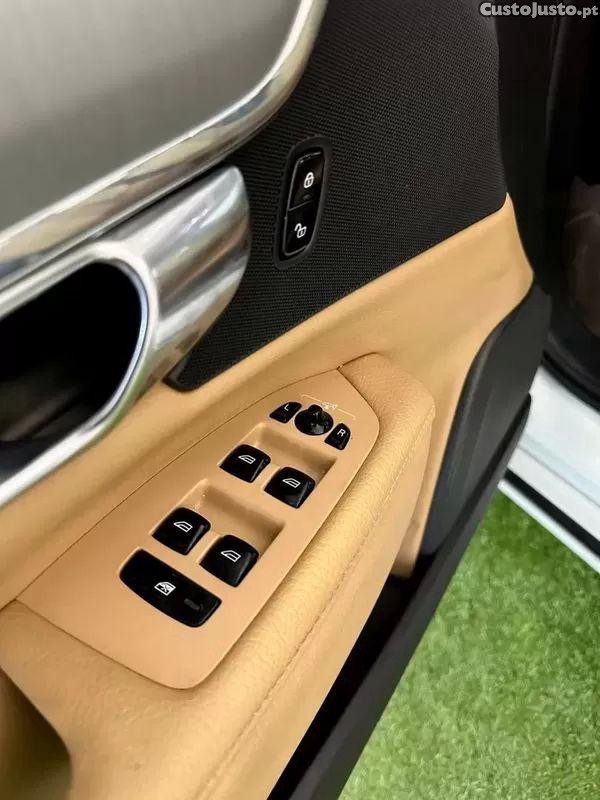 Volvo V90 2.0 d4 momentum geartronic — fotografia 4
