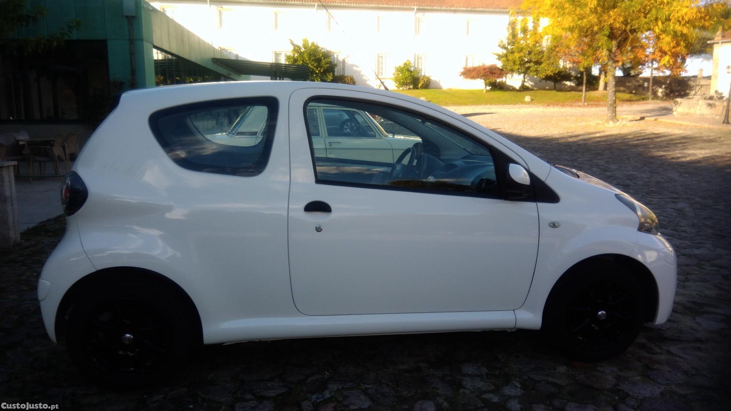 Toyota Aygo 1.0 — fotografia 7