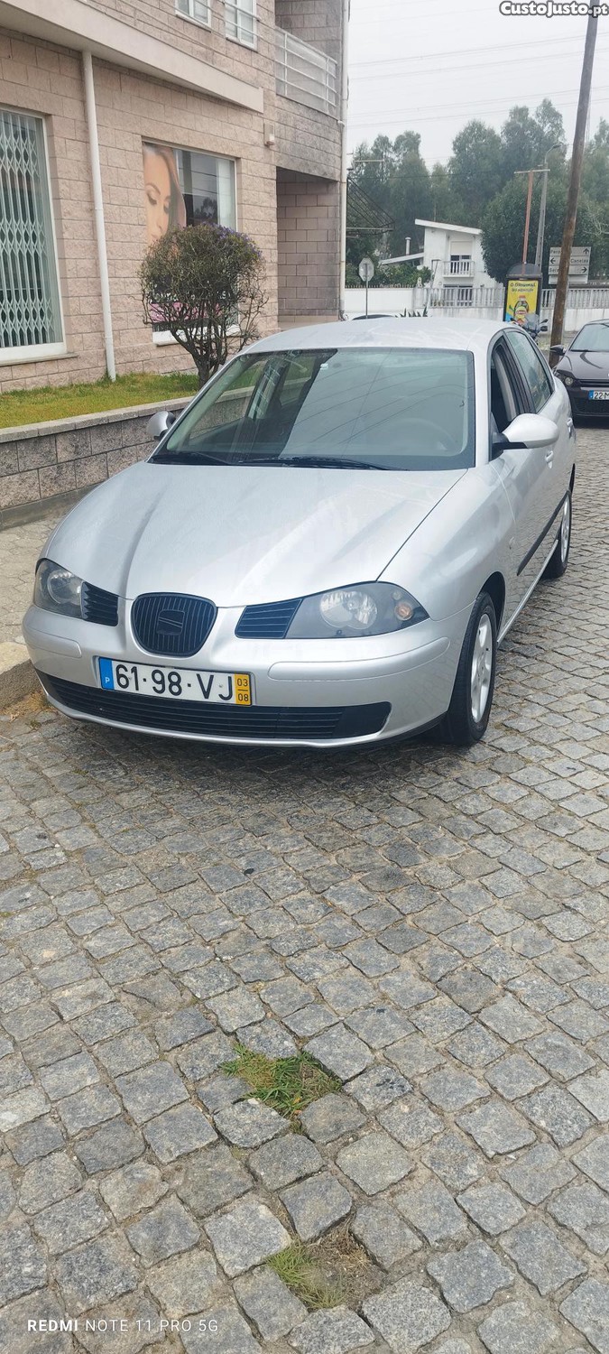 SEAT Cordoba 1.4 TDI 6L — fotografia 6