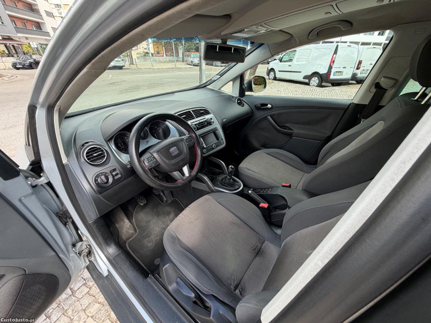 SEAT Altea LX1.6 TDI ECOMOTIVE STYLE — fotografia 9