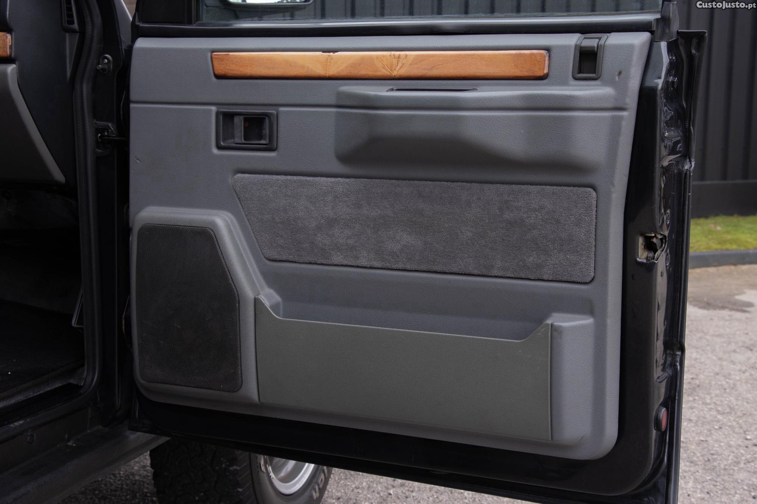 Land Rover Range Rover 2.5 TDI Classic — fotografia 12
