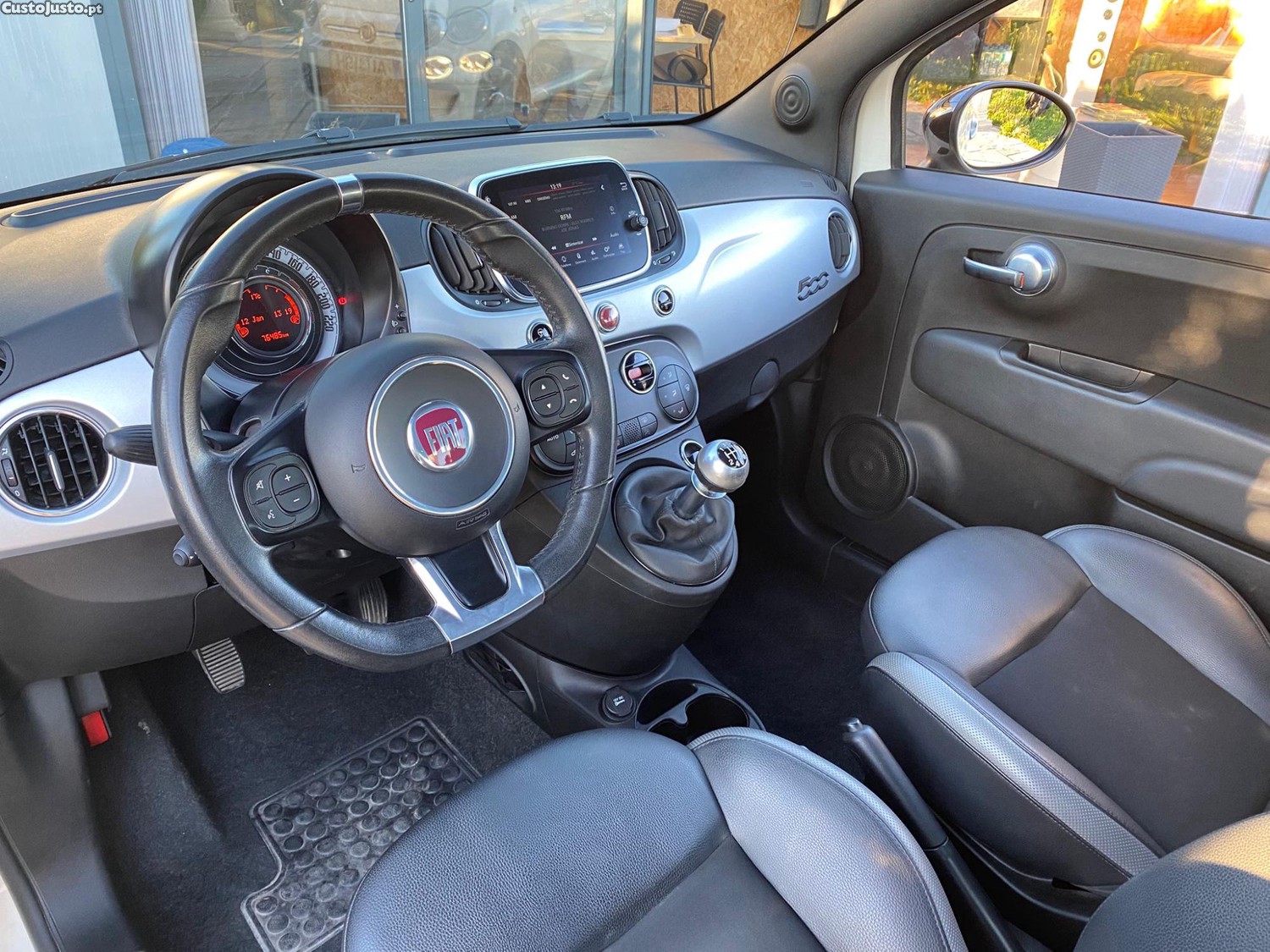 Fiat 500 1.0 Hybrid Sport — fotografia 4