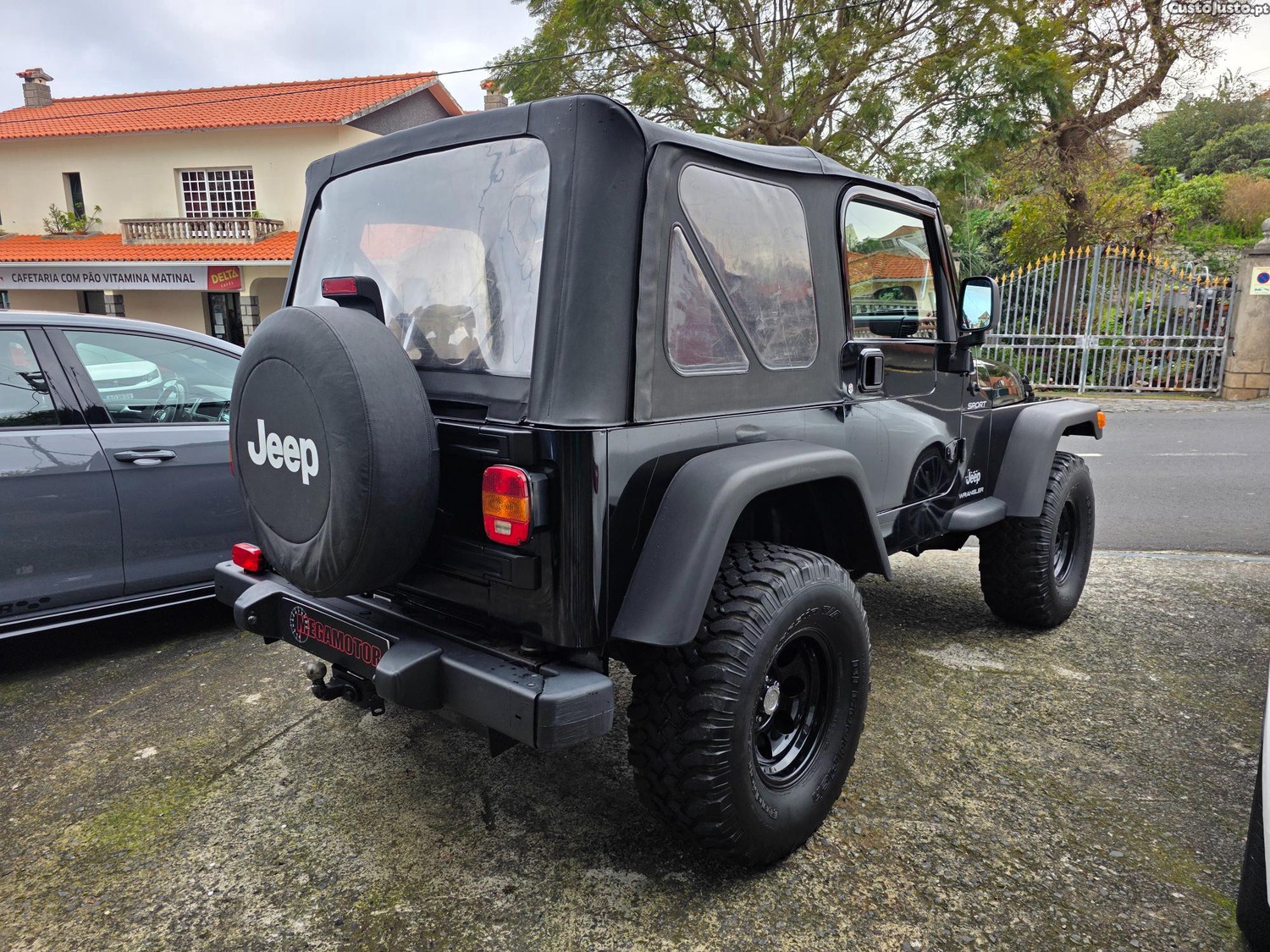 Jeep Wrangler 2.4 SPORT SOFT TOP - 06 — photo 3