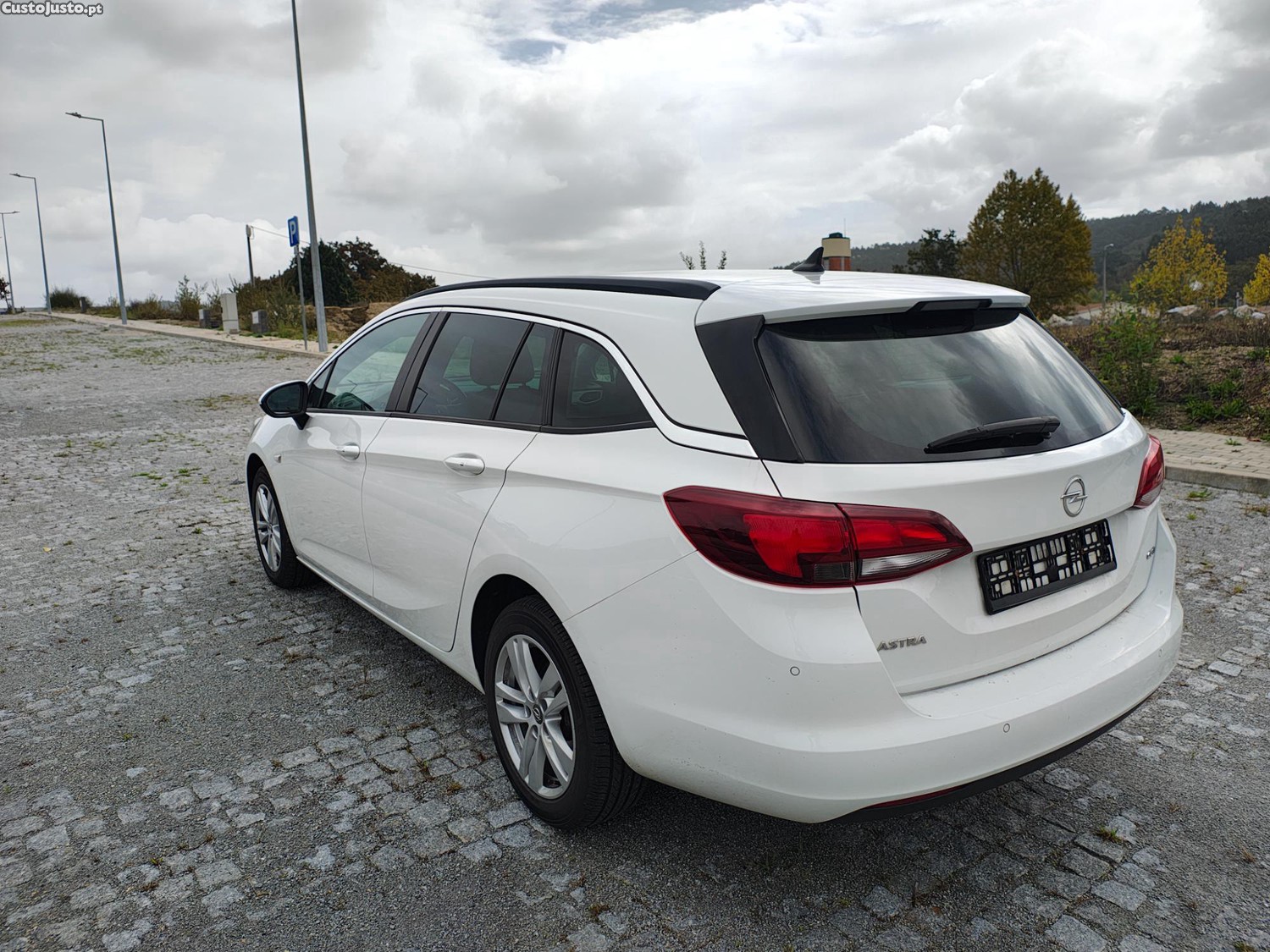 Opel Astra Sports Tourer — fotografia 6