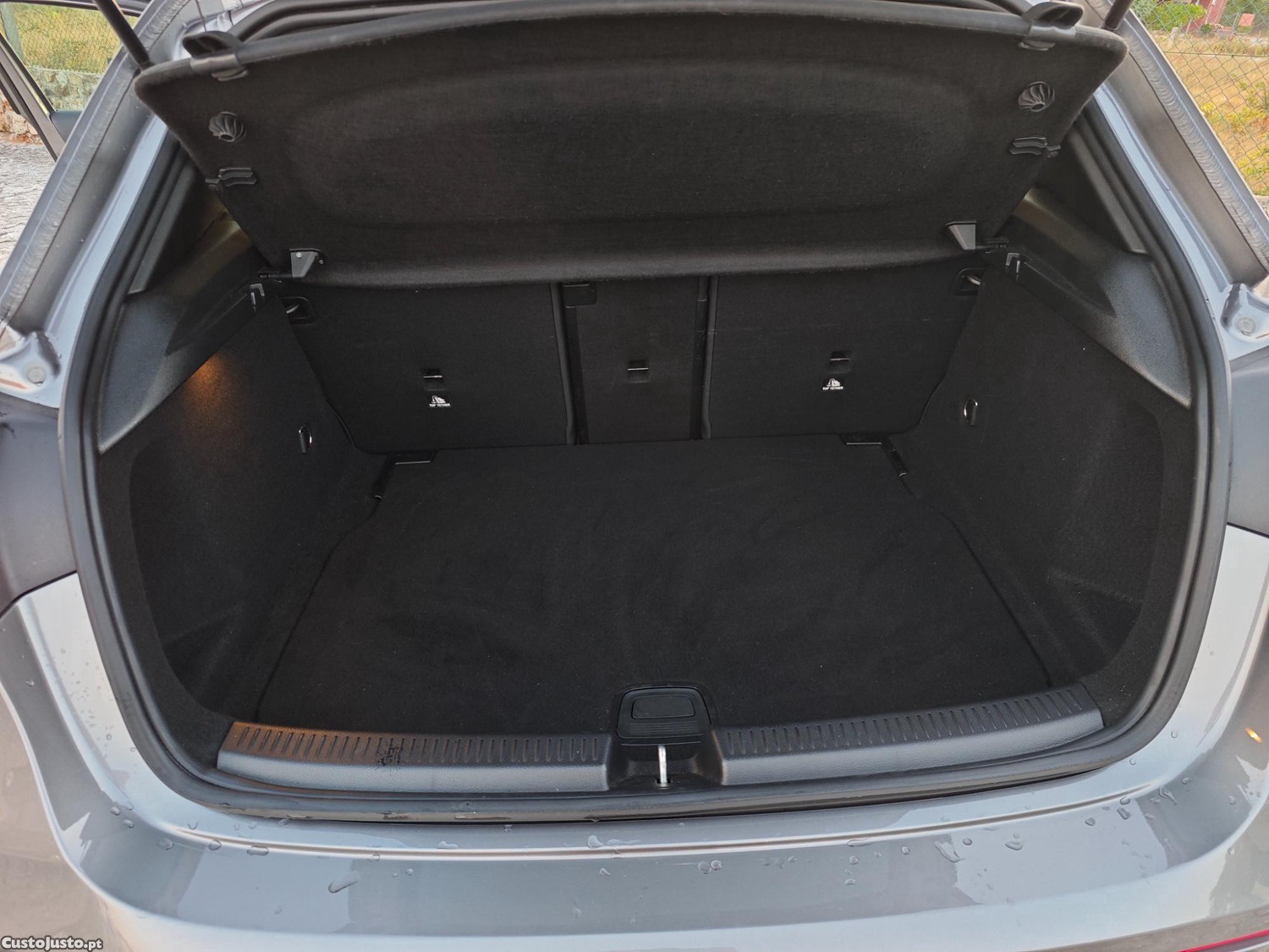 Mercedes-Benz A 180 AMG Line Auto — fotografia 3