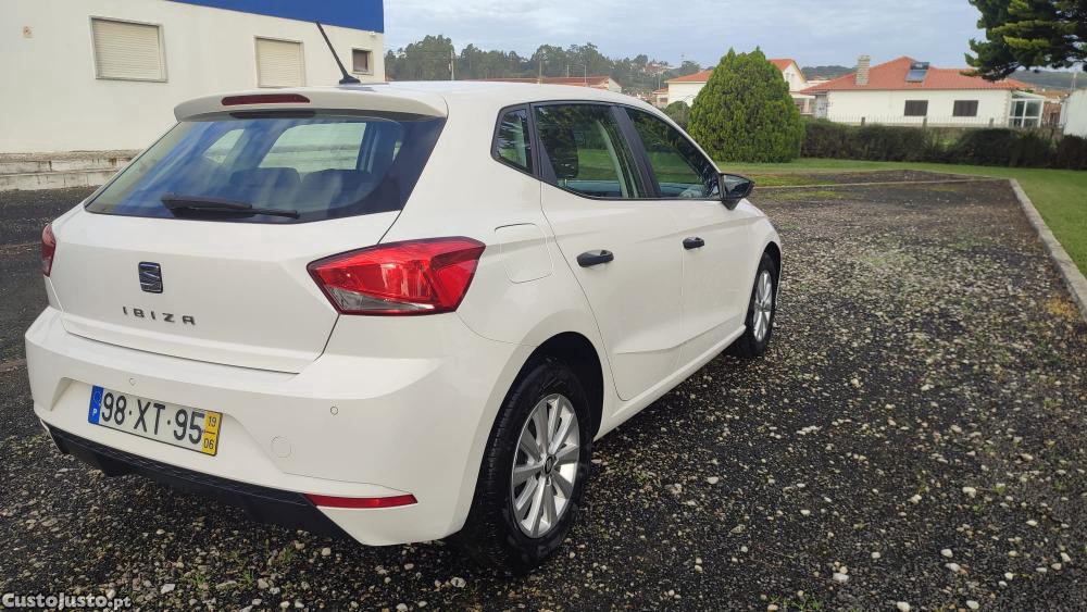 SEAT Ibiza 1.6 TDI — fotografia 11