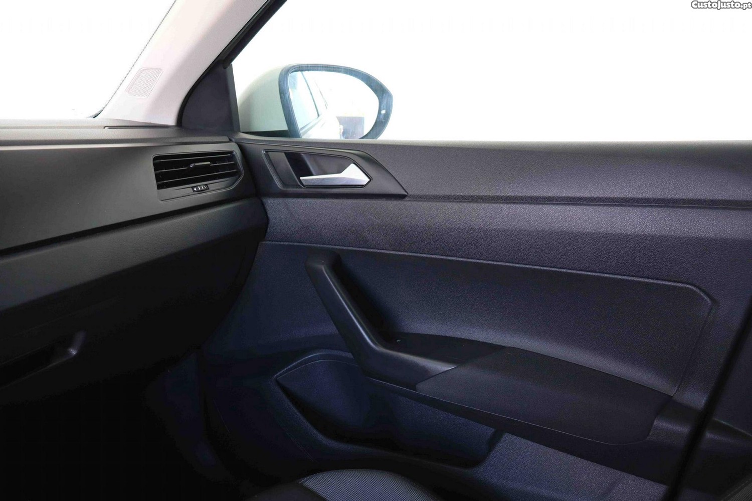 Volkswagen Taigo 1.0 TSI Life — fotografia 3