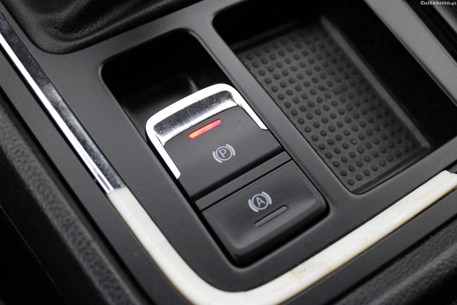 SEAT Ateca 1.6 TDI STYLE — fotografia 11