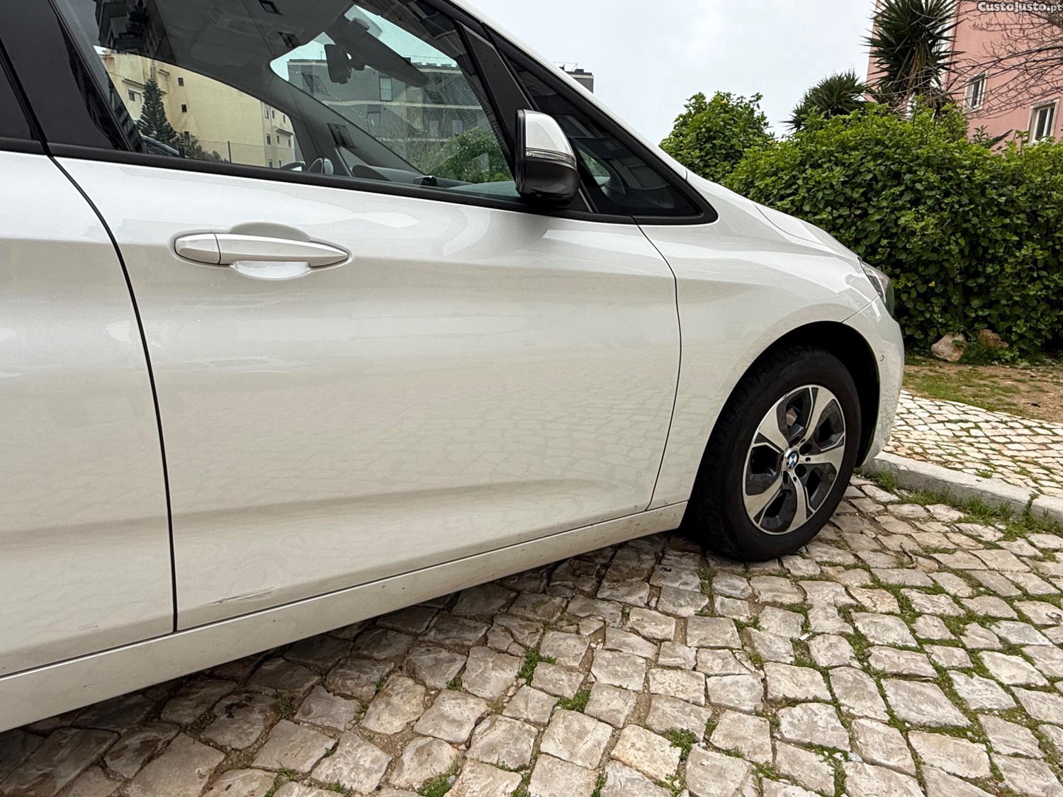BMW 216 Gran Tourer 216i — fotografia 6