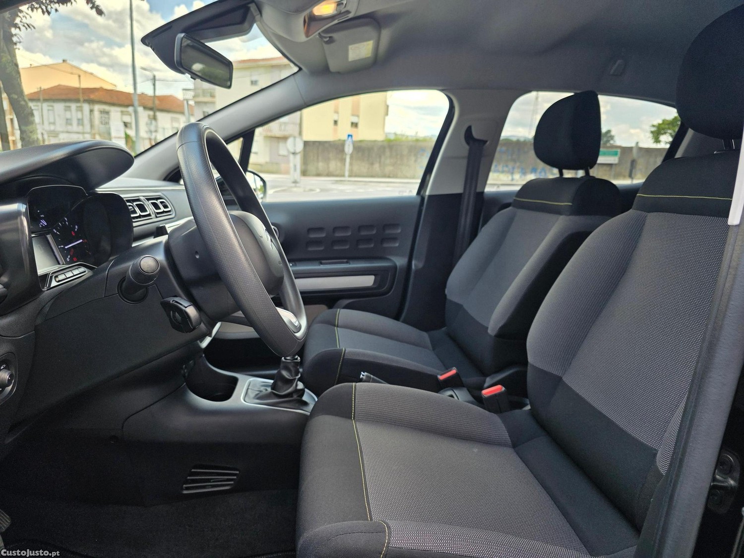 Citroën C3 1.5 BlueHDi C-Series — fotografia 8