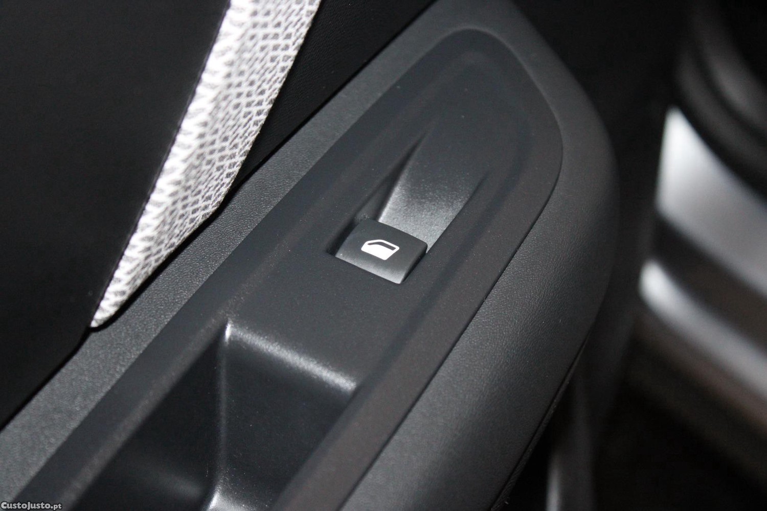 Citroën C4 X 1.2 PURETECH MAX (AUTO) — fotografia 8
