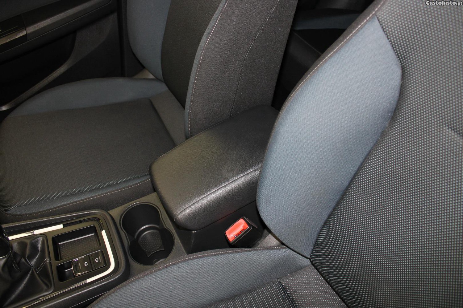 SEAT Ateca 1.6 TDI STYLE — fotografia 8