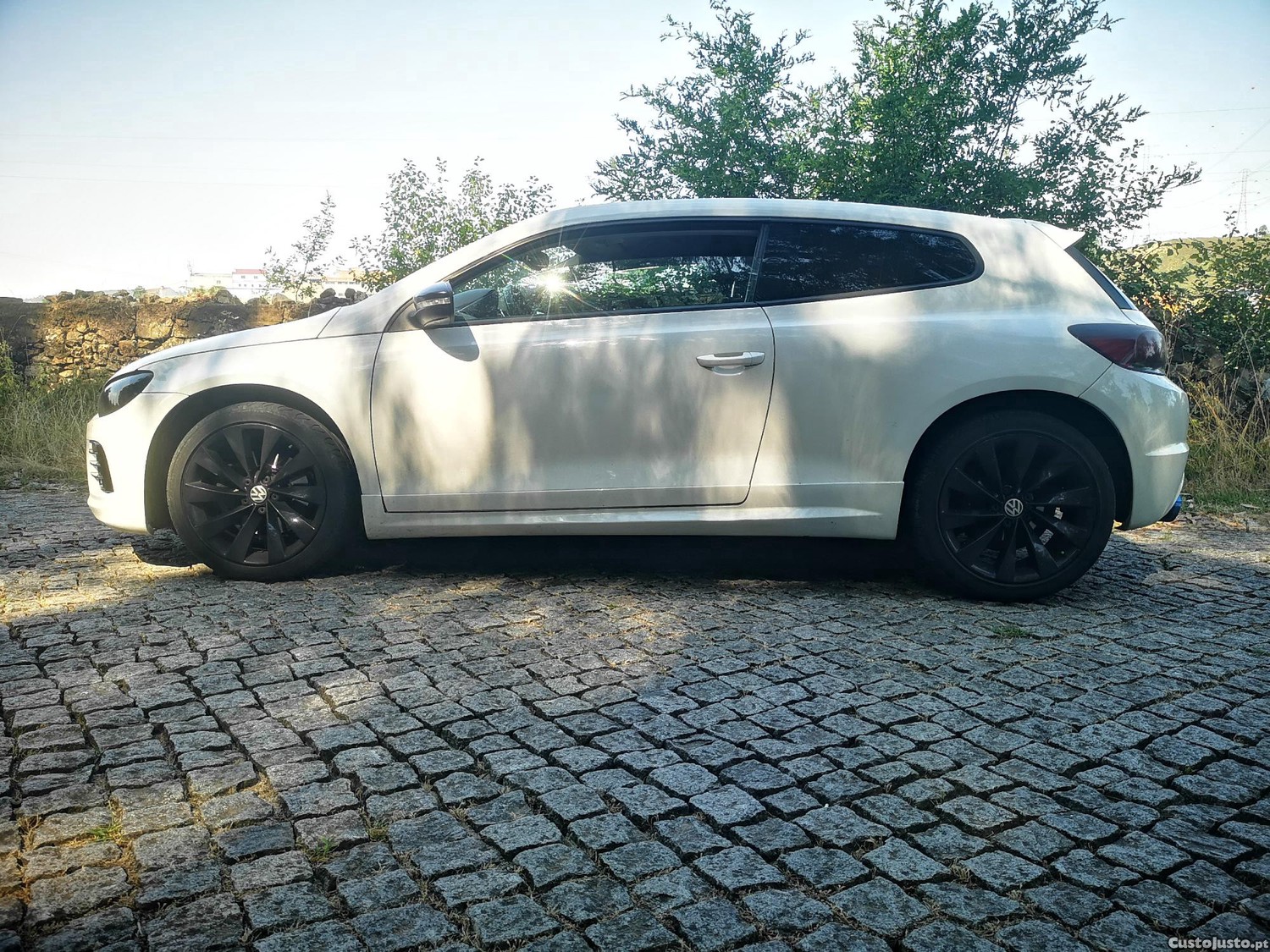 Volkswagen Scirocco 1.4 TSI (Turbo) 160cv - NACIONAL - c/ GPS - R-LINE — fotografia 14