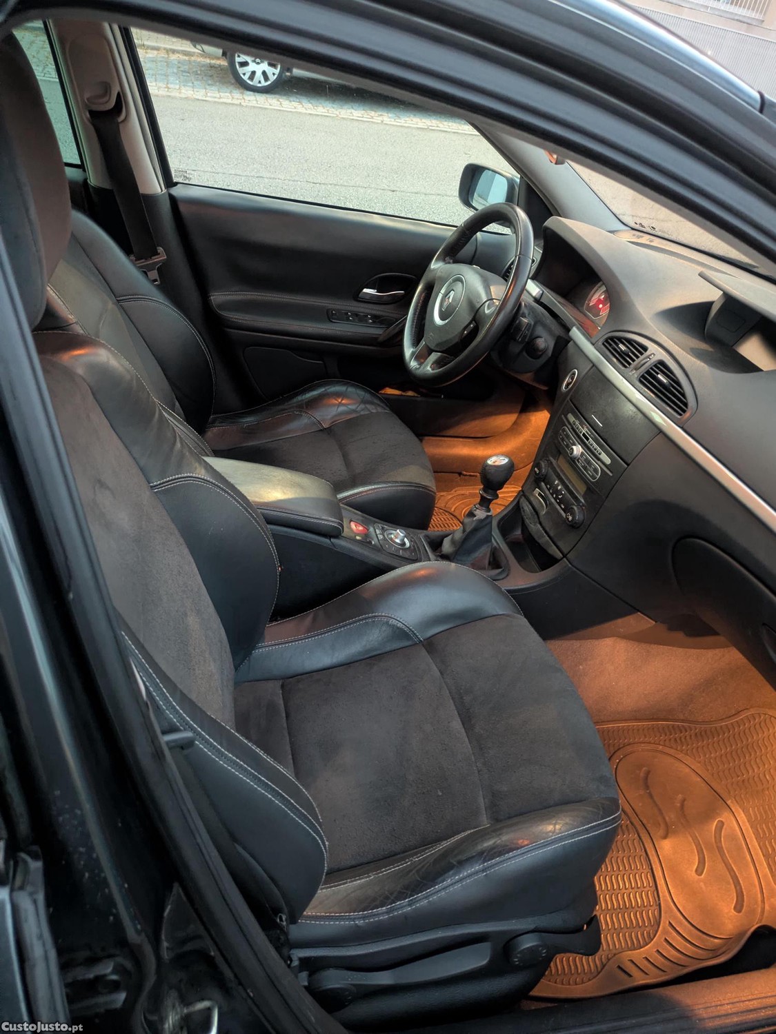 Renault Laguna II Break 2.0 dCi 175 cv Exclusive Ambiance Dynamique (Nov/2006) — fotografia 8