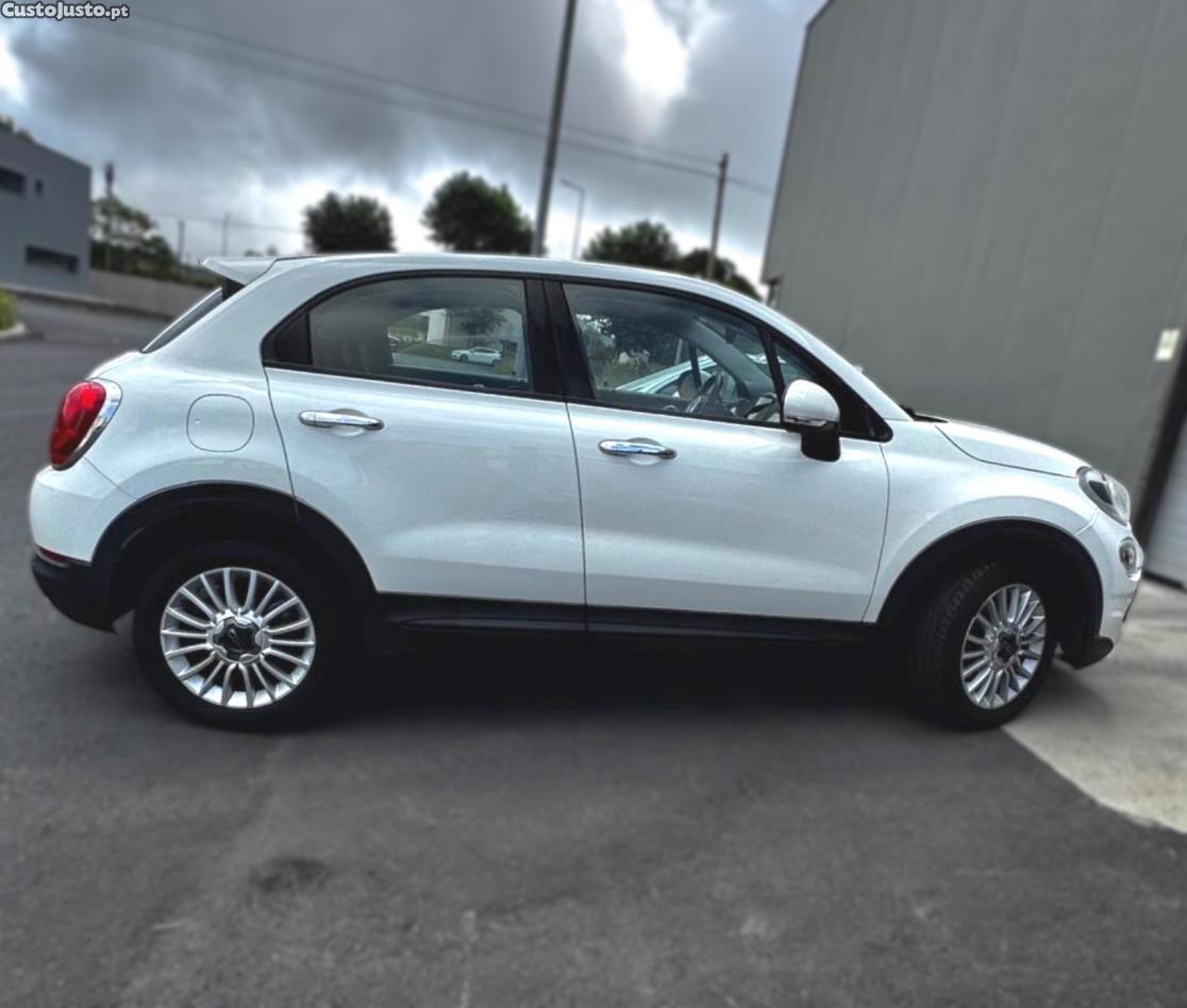 Fiat 500X 1.3 MJ Lounge S&S — fotografia 17