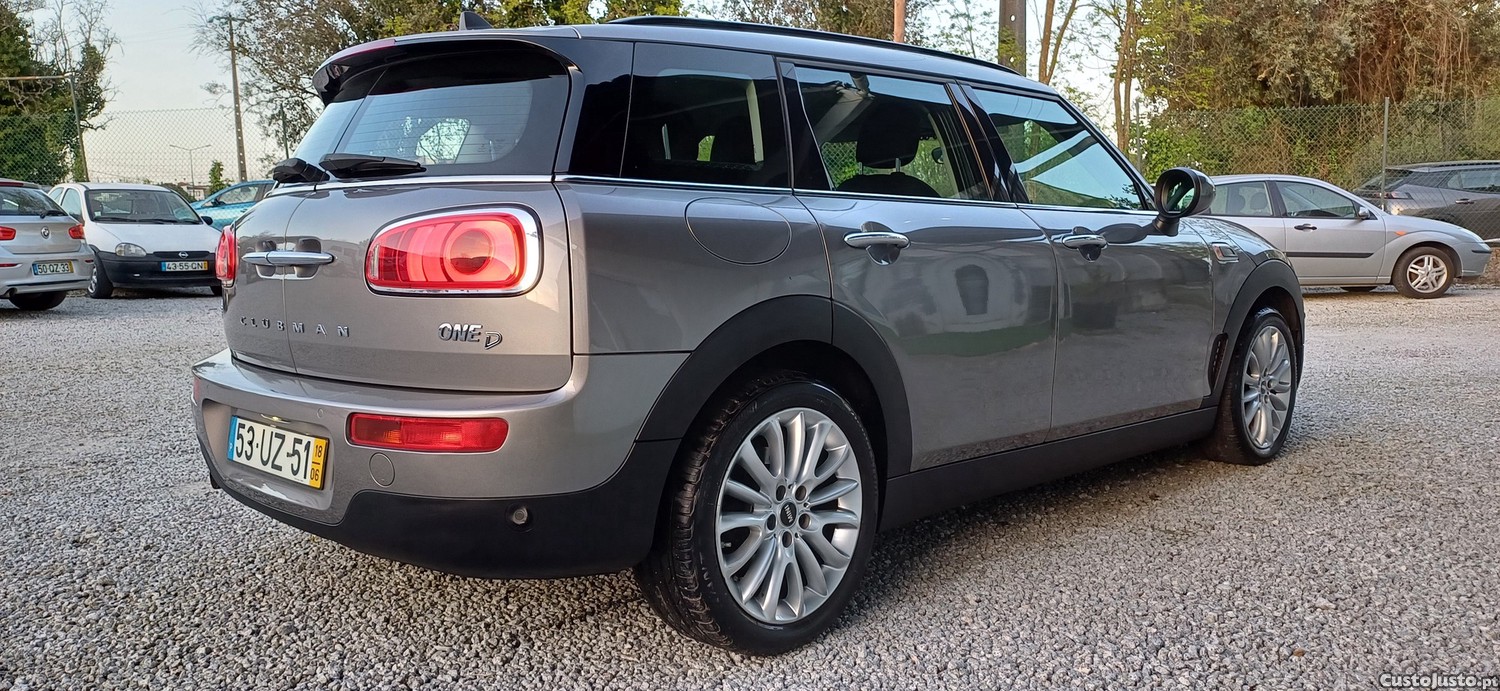 MINI Clubman One D 116cv Gps Nacional — fotografia 14