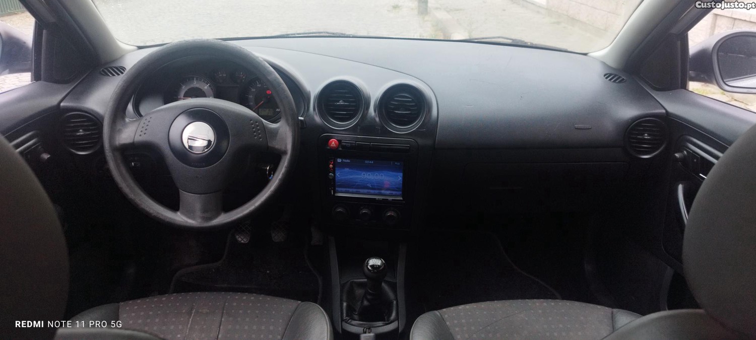 SEAT Cordoba 1.4 TDI 6L — fotografia 4