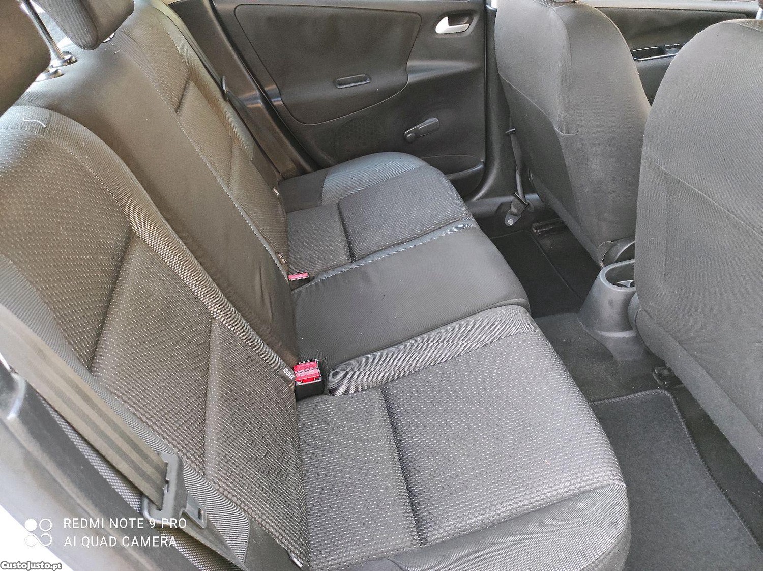 Peugeot 207 1.4 HDI — fotografia 2