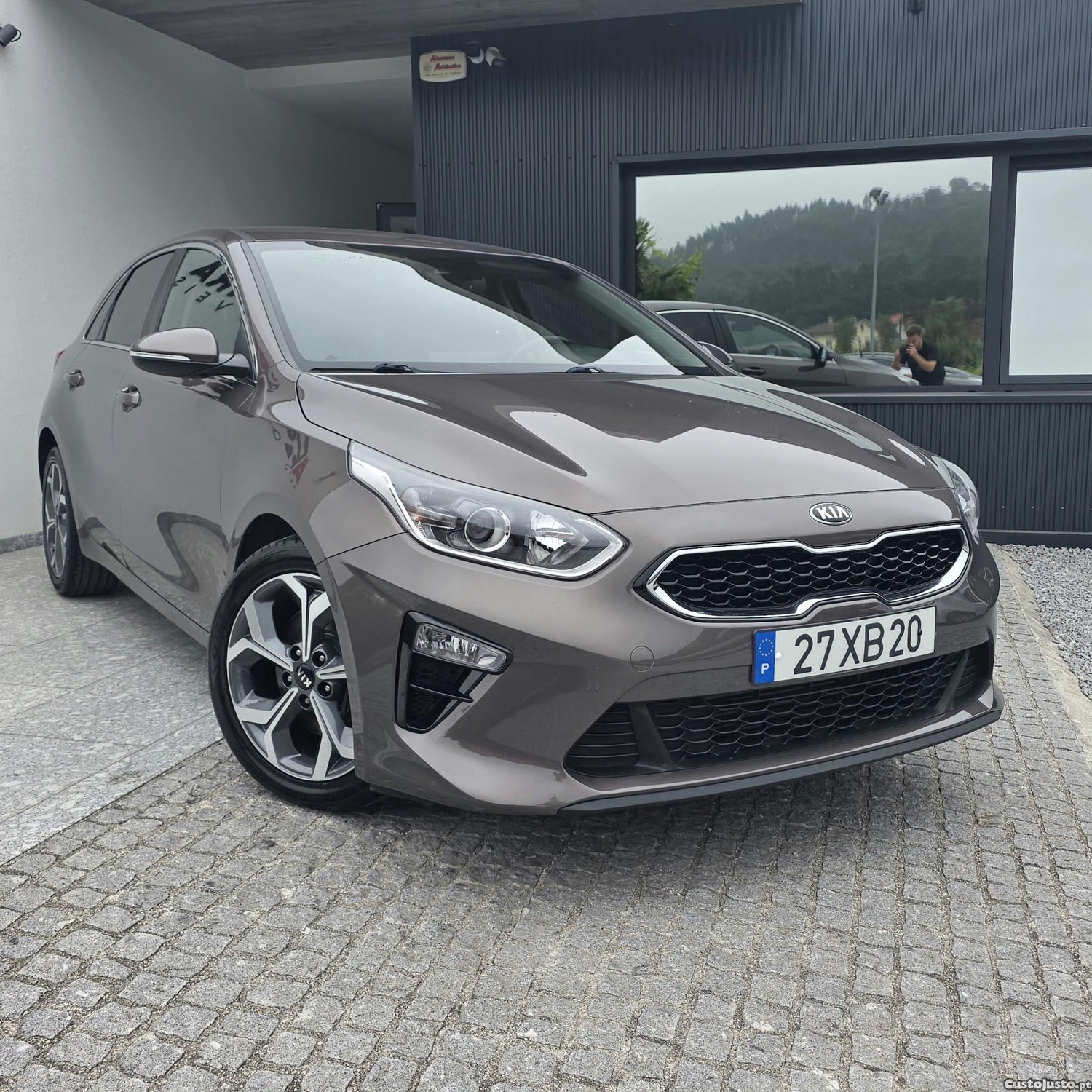 Kia Ceed 1.0 T-GDi GT Line — fotografia 22