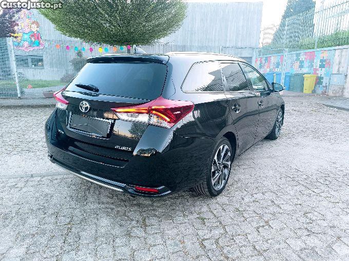 Toyota Auris SPORTS TOURING 1.4 D-4D ÚNICO DONO — fotografia 10