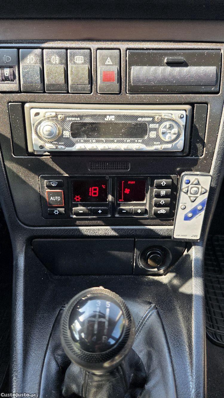 Audi A4 1.9 TDI Avant 110cv — fotografia 3