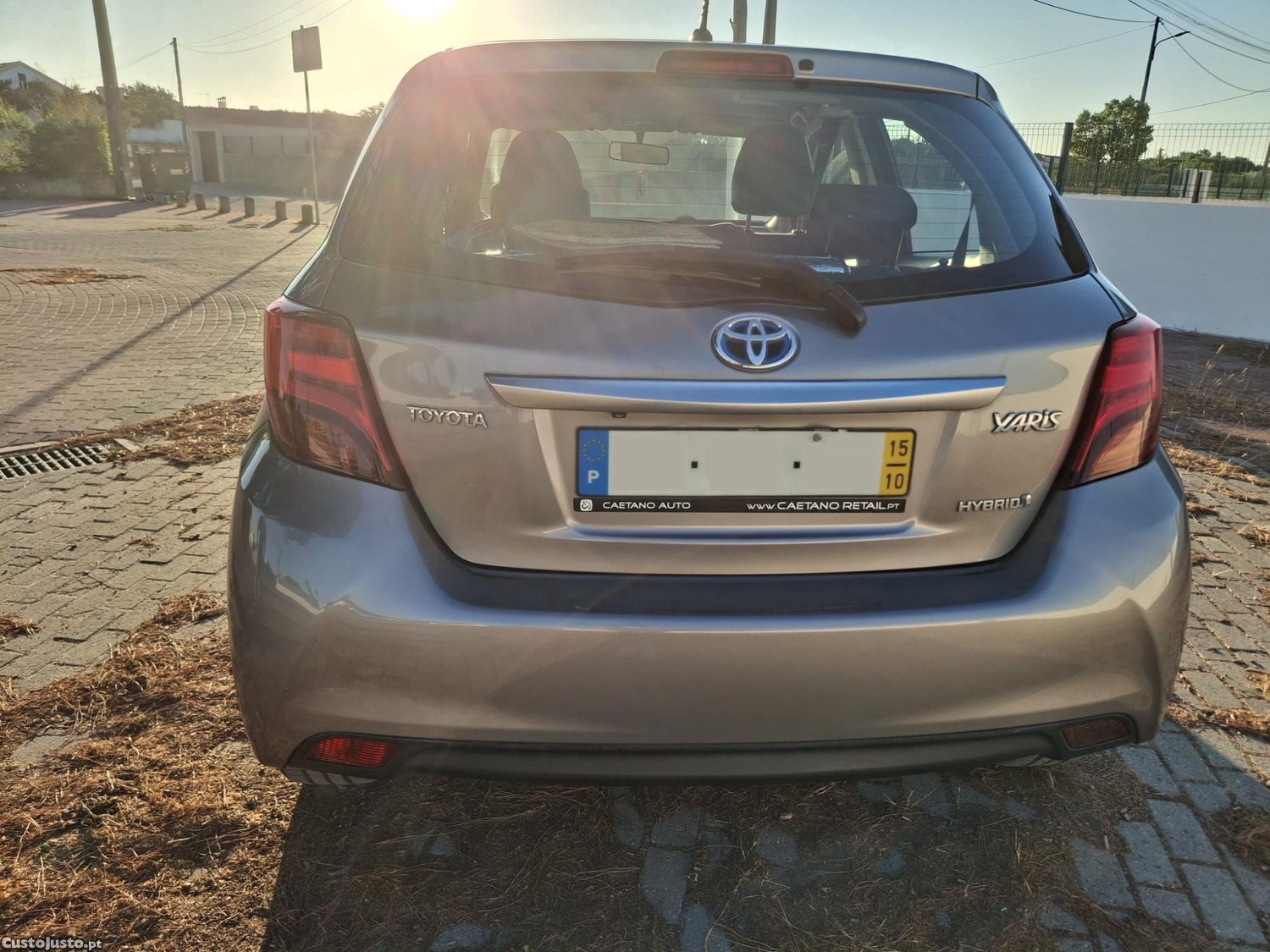 Toyota Yaris Hybrid — fotografia 9