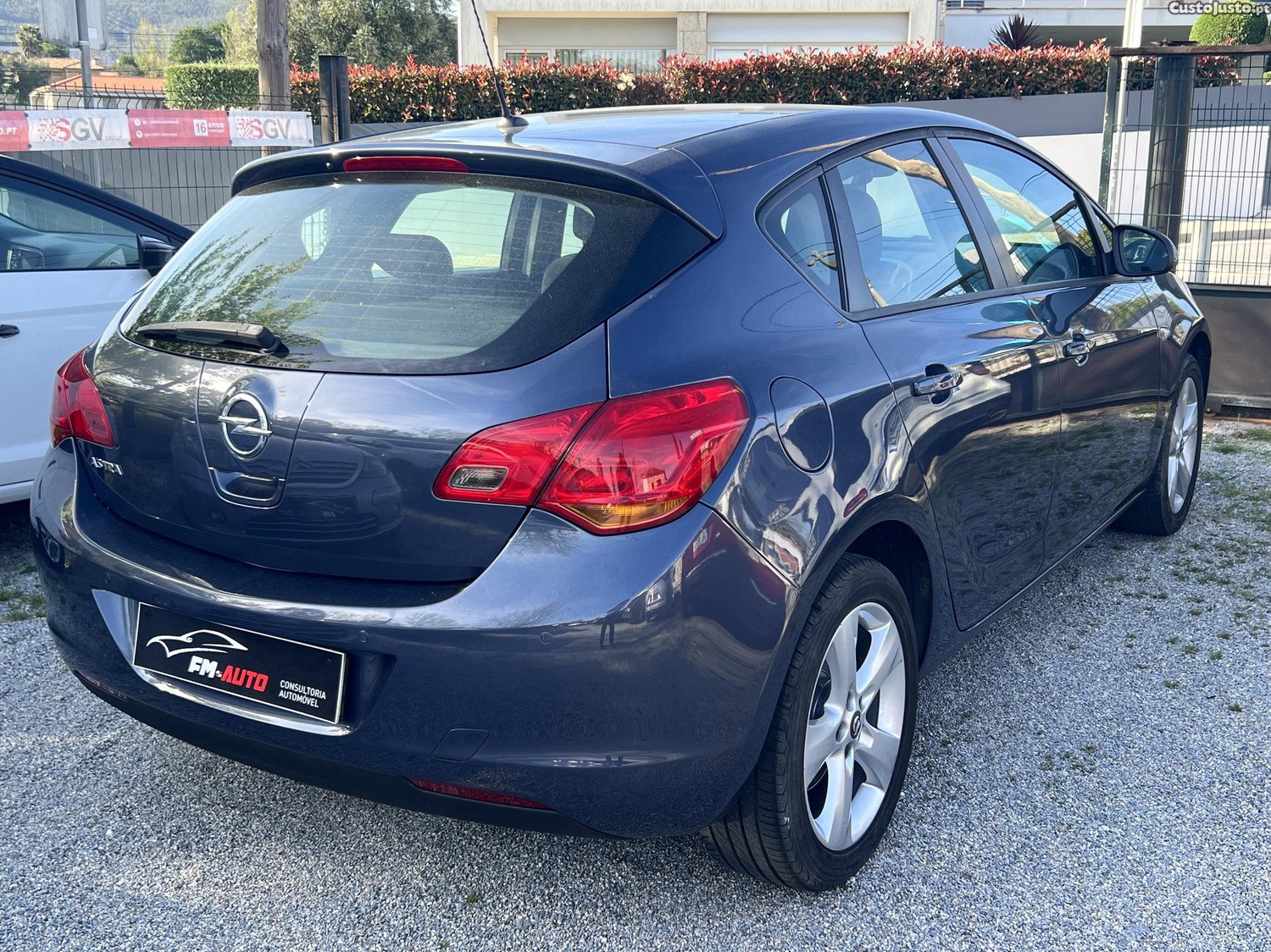 Opel Astra Enjoy — photo 5