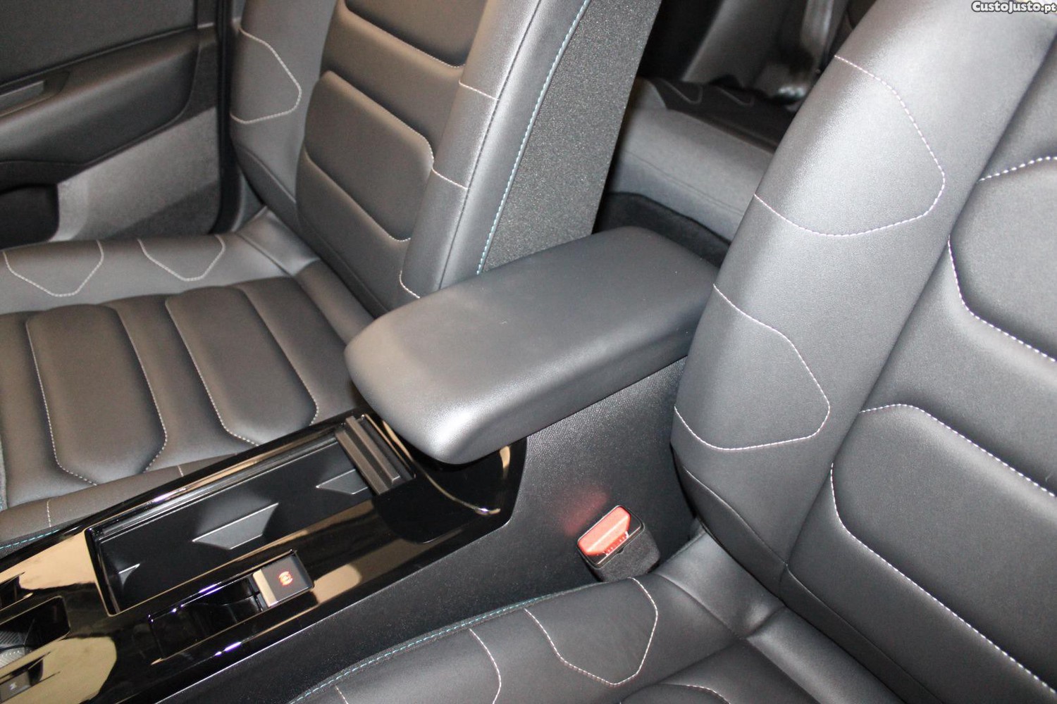 Citroën C4 X 1.2 PURETECH MAX (AUTO) — fotografia 7