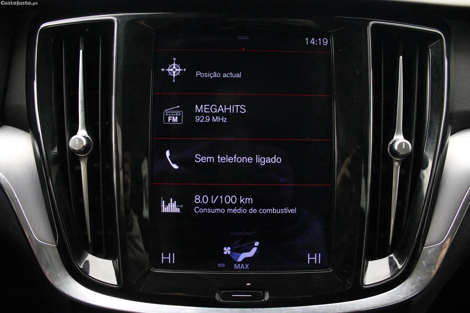 Volvo V60 T6 AWD R-DESIGN (AUTO) — fotografia 27